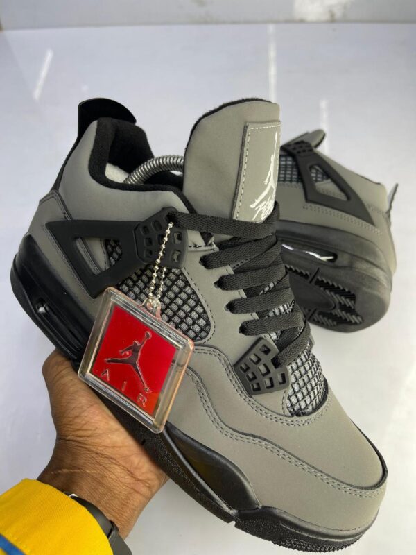 AIR JORDAN 4(UNISEX) - Image 2